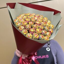 Букет из чупа-чупсов